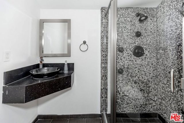 12643 Elkwood Street, North Hollywood, CA 91605