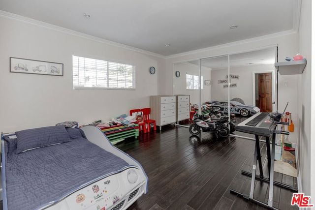 12643 Elkwood Street, North Hollywood, CA 91605