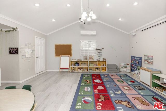 12643 Elkwood Street, North Hollywood, CA 91605