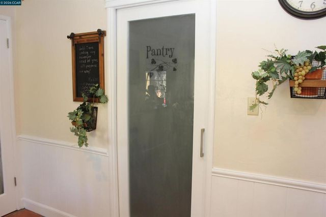 330 W Cypress Rd, Oakley, CA 94561