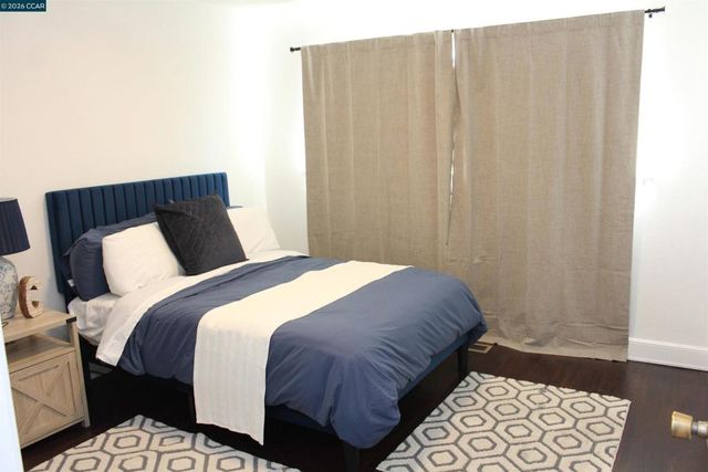 330 W Cypress Rd, Oakley, CA 94561