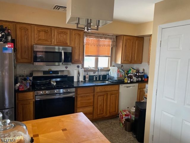 63 Rockaway Blvd, Parsippany-troy Hills Twp., NJ 07034