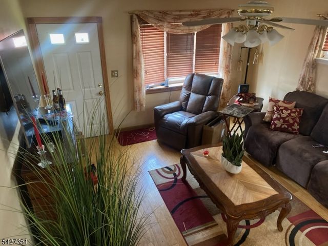 63 Rockaway Blvd, Parsippany-troy Hills Twp., NJ 07034