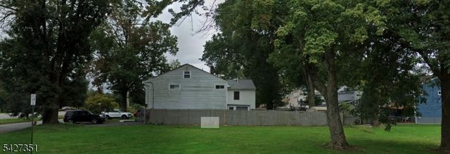 63 Rockaway Blvd, Parsippany-troy Hills Twp., NJ 07034