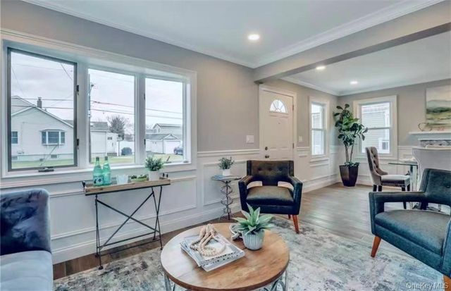 498 Farmers Avenue, Bellmore, NY 11710