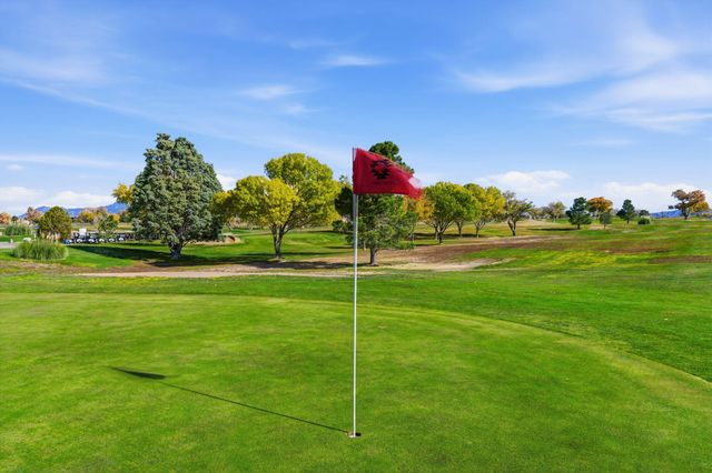 2935 San Rafael Avenue SE, Albuquerque, NM 87106