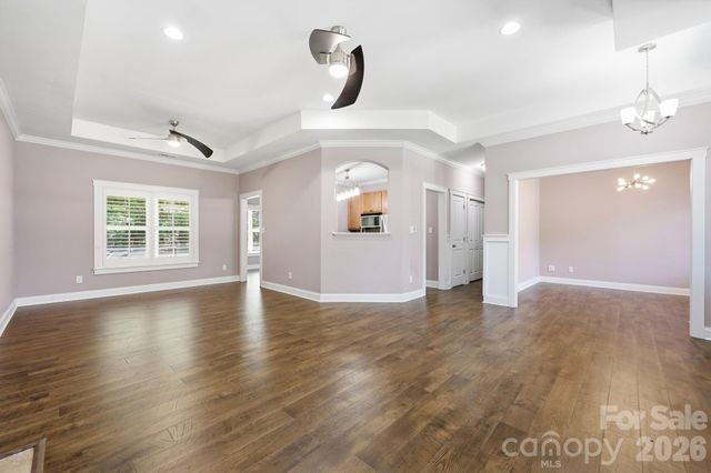 2100 Waterford Pointe Road, Lexington, NC 27292