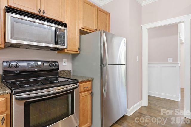 2100 Waterford Pointe Road, Lexington, NC 27292