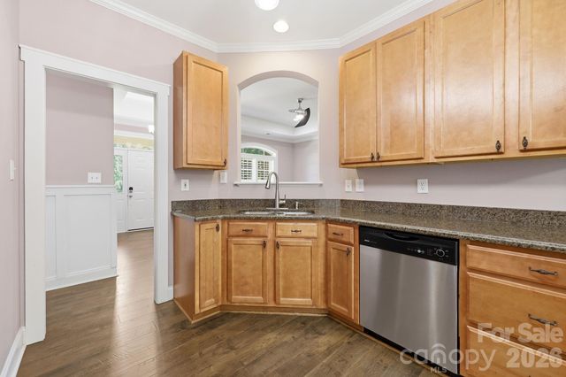 2100 Waterford Pointe Road, Lexington, NC 27292