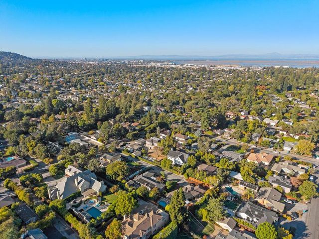 30 Yorkshire Lane, Redwood City, CA 94062
