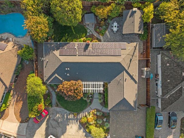 30 Yorkshire Lane, Redwood City, CA 94062
