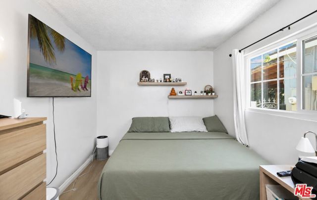 12253 211th Street, Lakewood, CA 90715