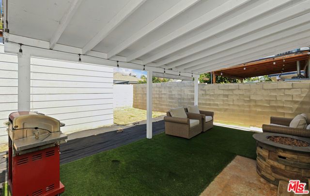 12253 211th Street, Lakewood, CA 90715