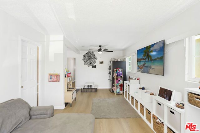 12253 211th Street, Lakewood, CA 90715