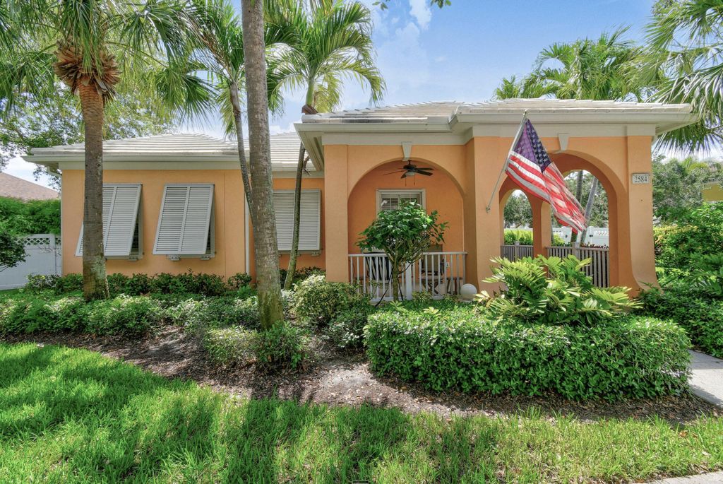 2584 E Community Drive, Jupiter, FL 33458