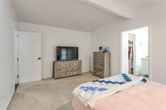 10209 Hollyhead Way, Yukon, OK 73099