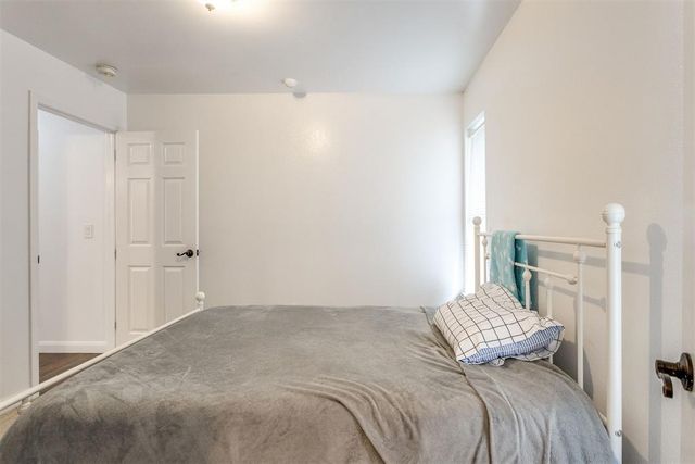 10209 Hollyhead Way, Yukon, OK 73099