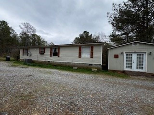 851 Stansbury Mountain Road, Copperhill, TN 37317