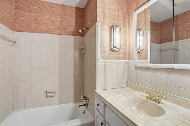 544 Bouldercrest Drive SW, Marietta, GA 30064