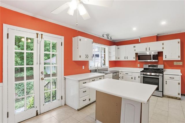 544 Bouldercrest Drive SW, Marietta, GA 30064