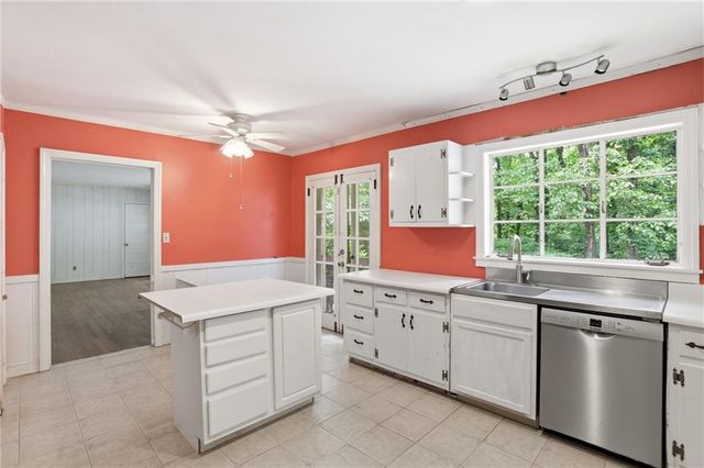 544 Bouldercrest Drive SW, Marietta, GA 30064