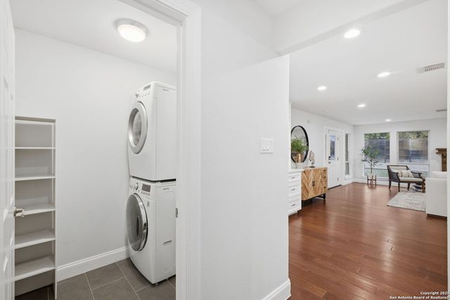 304 Hub, Wimberley, TX 78676