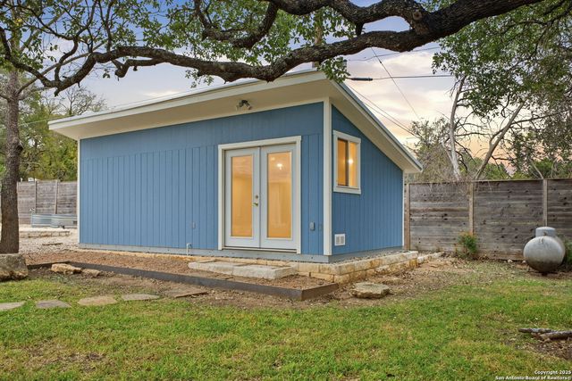 304 Hub, Wimberley, TX 78676