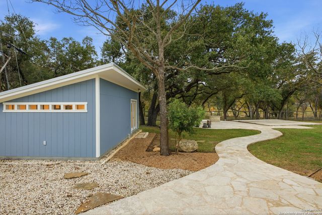 304 Hub, Wimberley, TX 78676