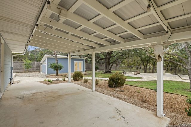 304 Hub, Wimberley, TX 78676