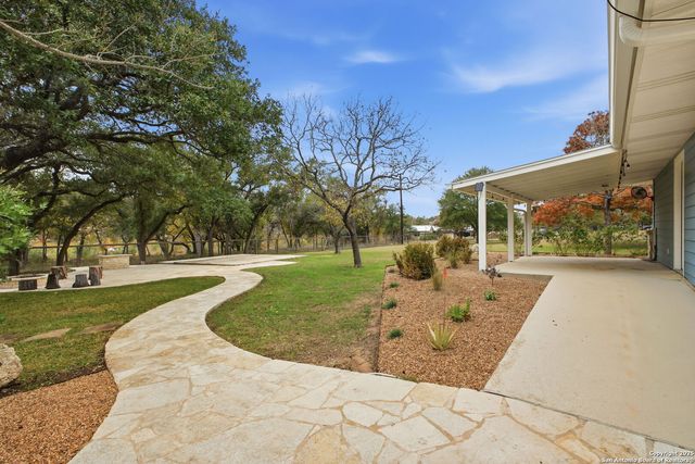304 Hub, Wimberley, TX 78676
