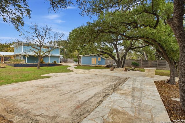 304 Hub, Wimberley, TX 78676
