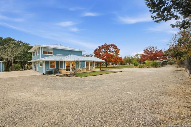 304 Hub, Wimberley, TX 78676