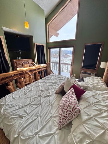 6520 Schuss Mountain Lane, Custer Twp, MI 49659