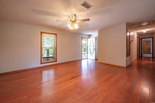 61 Winding Branch Lane, Conway, AR 72032