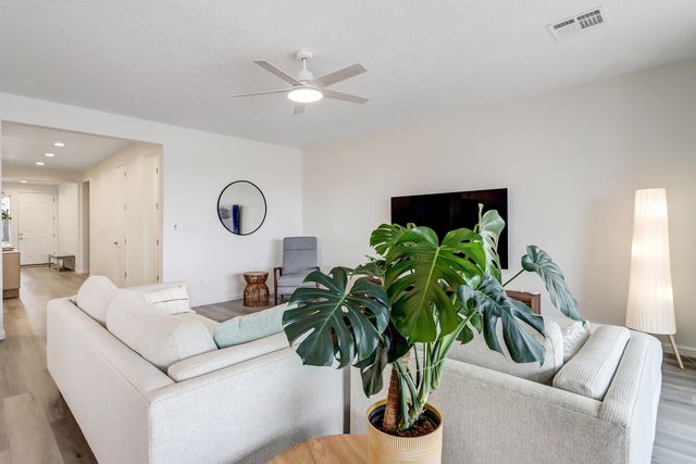 3321 Wolf Tail Loop NE, Rio Rancho, NM 87144