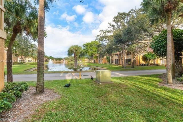 4823 Via Palm Lks 1318, West Palm Beach, FL 33417