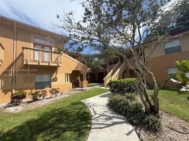 4823 Via Palm Lks 1318, West Palm Beach, FL 33417