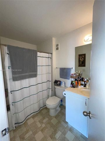 4823 Via Palm Lks 1318, West Palm Beach, FL 33417