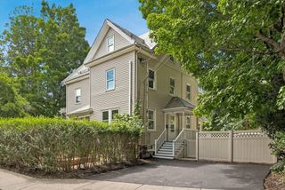 97 Melendy Ave 97, Watertown, MA 02472