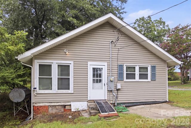 505 S Battleground Avenue, Kings Mountain, NC 28086