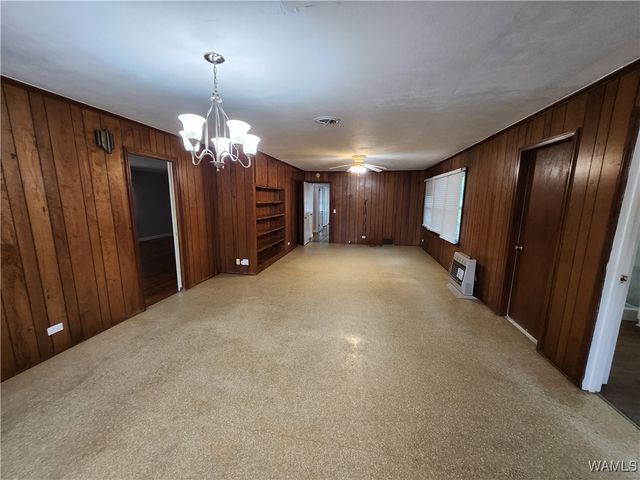 108 4th NE, Reform, AL 35481