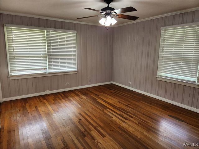 108 4th NE, Reform, AL 35481