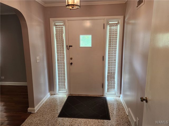 108 4th NE, Reform, AL 35481