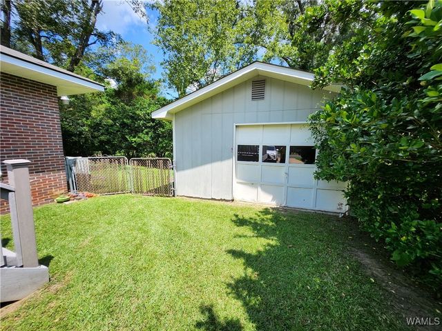 108 4th NE, Reform, AL 35481