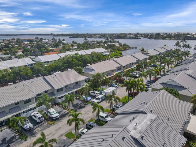 611 NE 12th Terrace 1, Boynton Beach, FL 33435