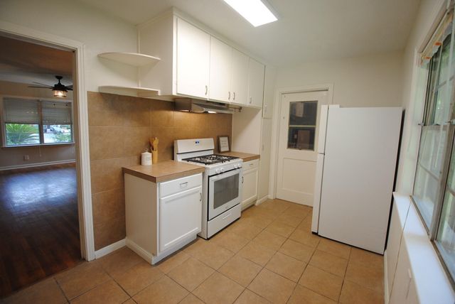 3707 Daphne Street, Houston, TX 77021