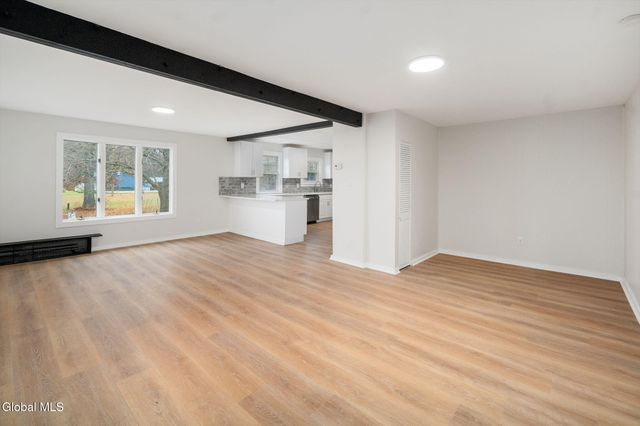 4 Dimmick Road, Wilton, NY 12831