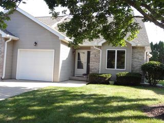 509 Westlawn Drive #2, Cottage Grove, WI 53527