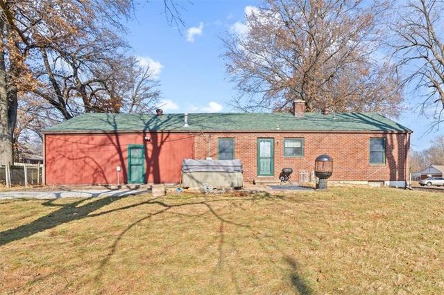 10005 E 69th Terrace, Raytown, MO 64133