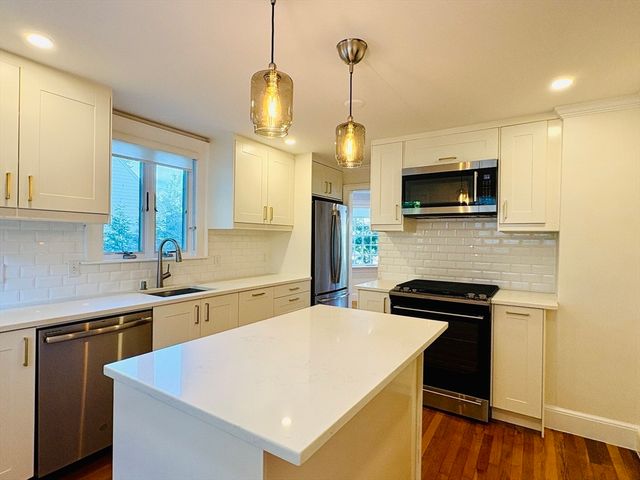 308 Webster St, Needham, MA 02494